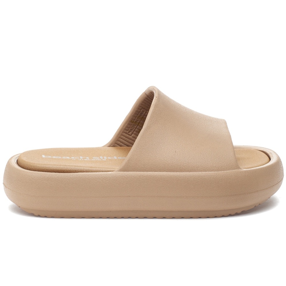 New in box J /Slides‎ beach slides Sand EVA squish women’s size 11